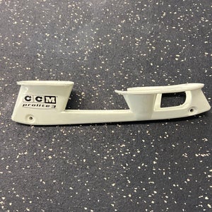 CCM proline 3 holder 271 right