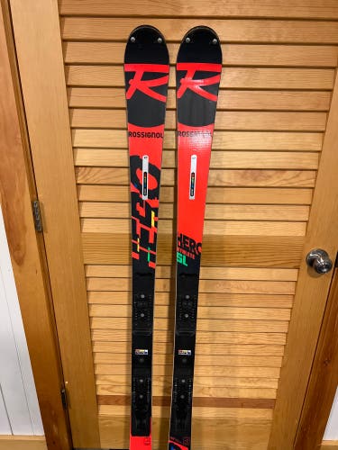 157 Rossignol SL Skis
