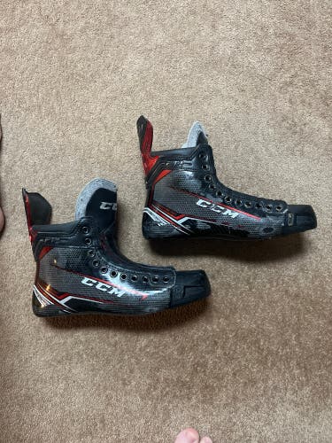 Used CCM Regular Width  Size 9.5 JetSpeed FT1 Hockey Skates