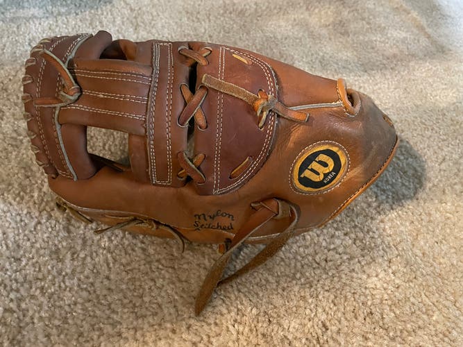 Infield 12" A9822 Baseball Glove