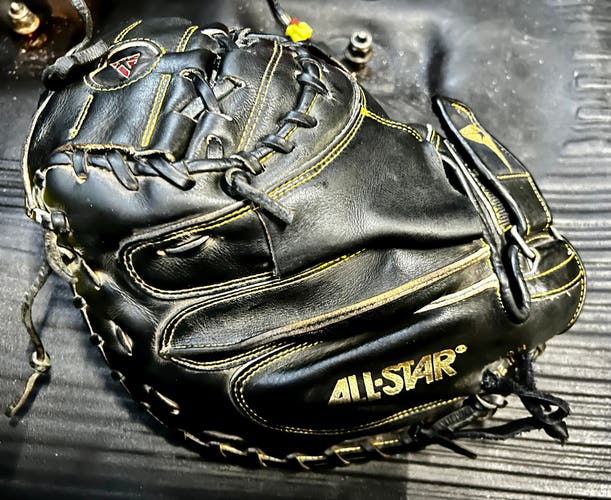 All Star CM3000BK Pro Elite catchers mitt