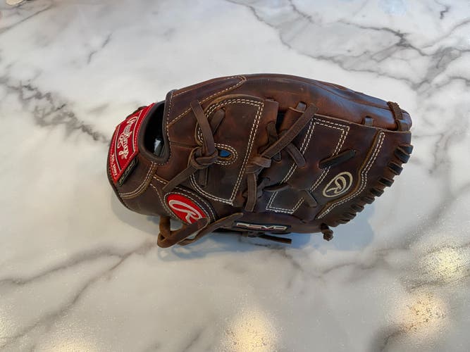 Rawlings Revo 750 11.75"