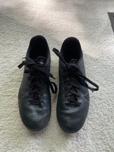 Black Unisex Size 3.0 (Women's 4.0) Nike Mercurial Vapor Cleats