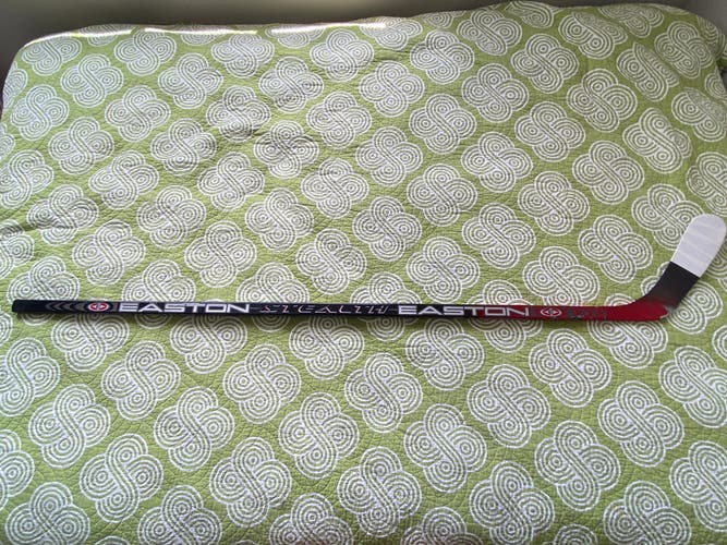 Easton Stealth Grip Hockey Stick SR LH Left 62” Pro Stock Cullen Heel Curve