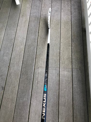Senior Left Hand P92 Nexus 2N Pro Hockey Stick
