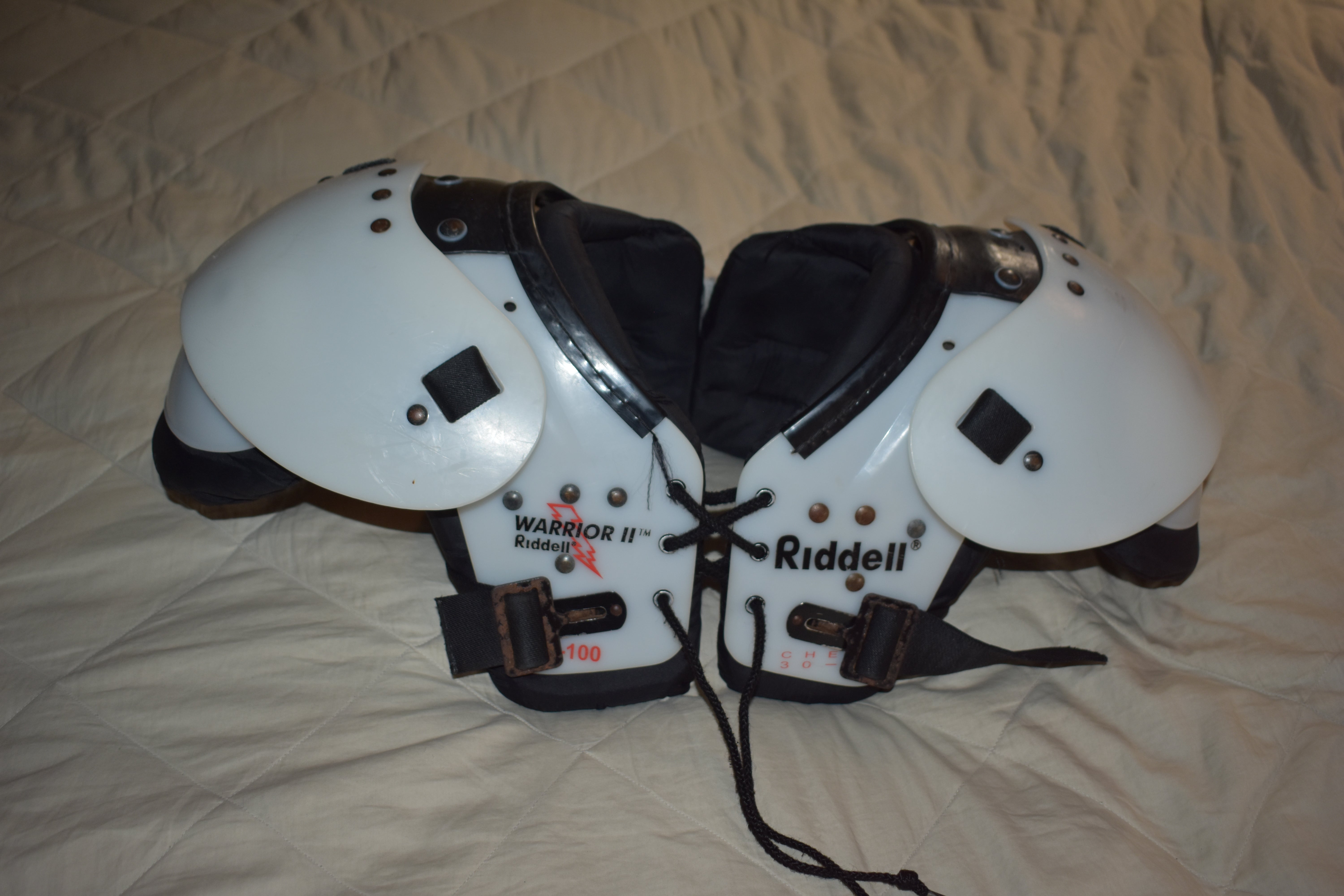 riddell warrior 2 shoulder pads