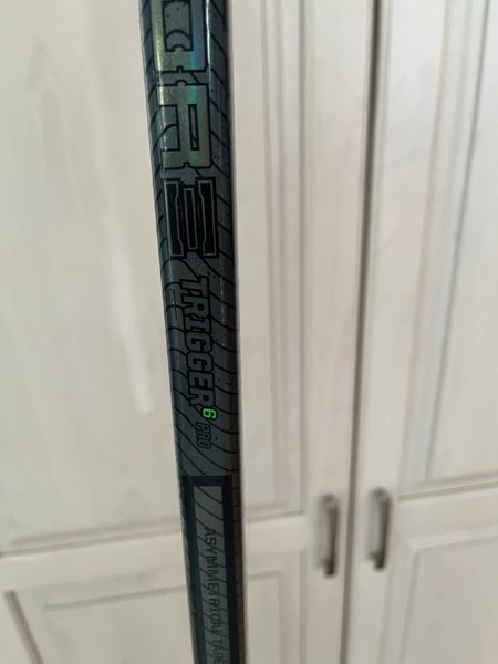 Used Senior Left Hand CCM Trigger 6 Pro Hockey Stick P28
