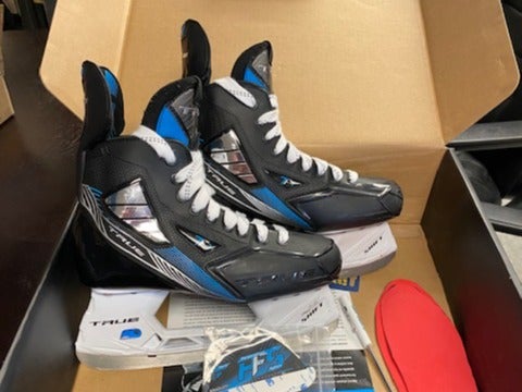 Senior Used True TF7 Hockey Skates Regular Width Size 6 D (with spare set of blades)