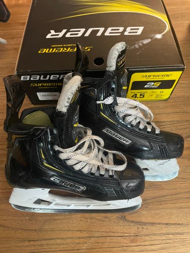 Used Bauer Regular Width  Size 4.5 Supreme 2S Pro Hockey Skates