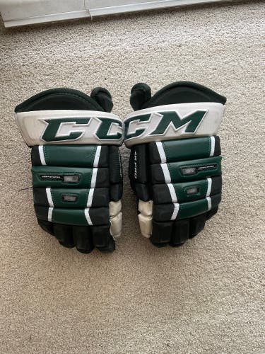 CCM 4-Roll Hockey Gloves