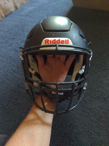 Adult Used Medium Riddell matte black SpeedFlex Helmet