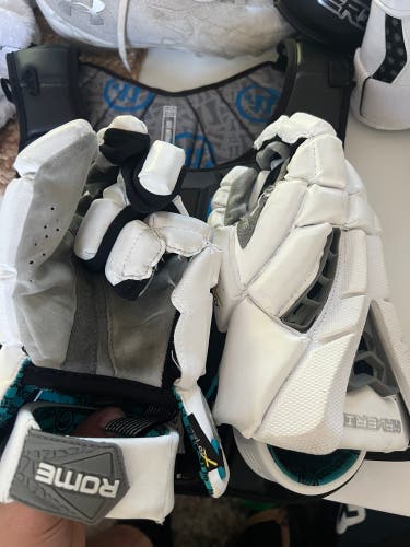 Used Player's Maverik 13" Rome Lacrosse Gloves