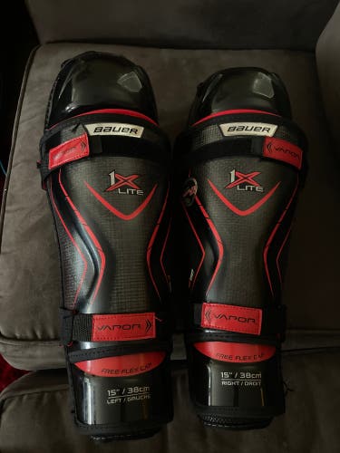 Bauer Vapor 1X Lite Shin Pads