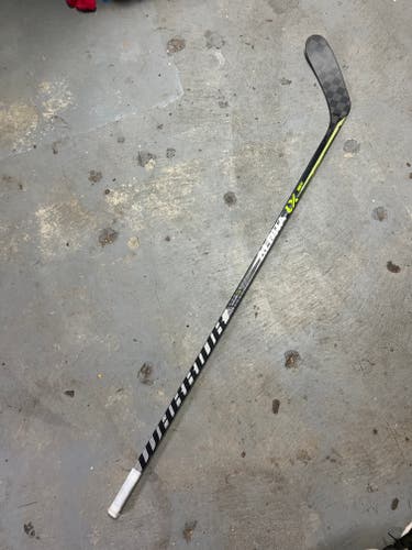 Used Intermediate Left Hand Warrior Alpha LX Pro Hockey Stick P28M