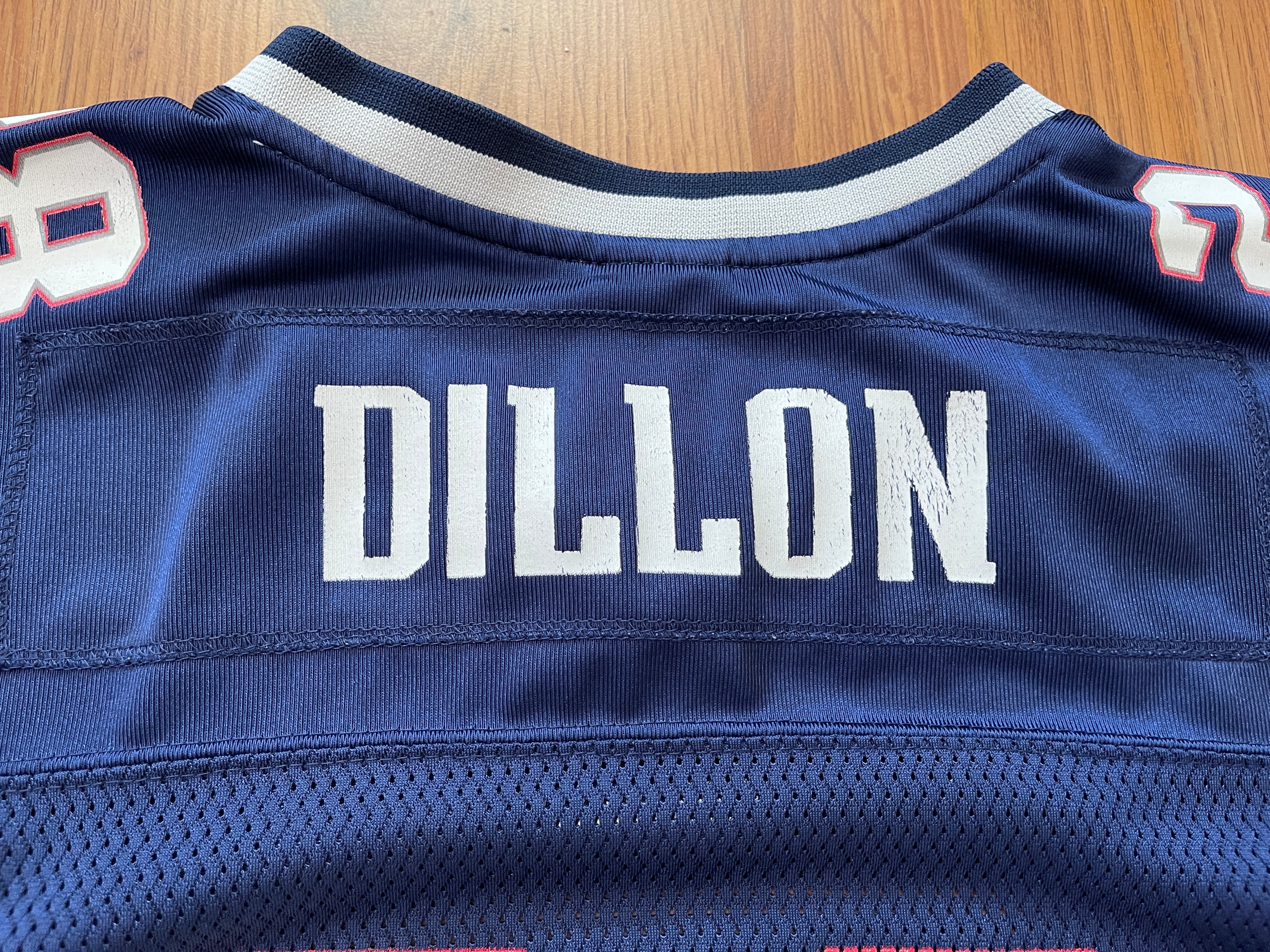 New England Patriots Corey Dillon #28 NFL FOOTBALL Boys Size XL