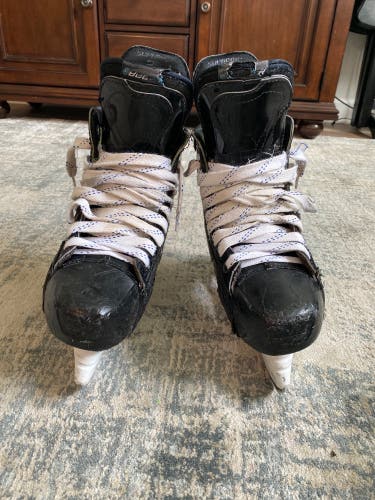 Used Bauer Regular Width Pro Stock Size 8 Supreme 2S Pro Hockey Skates