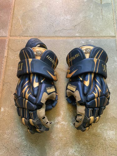 Used Warrior 13" Brass Monkey Lacrosse Gloves