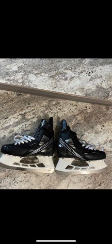 New True Regular Width Pro Stock Size 10 Pro Custom Hockey Skates