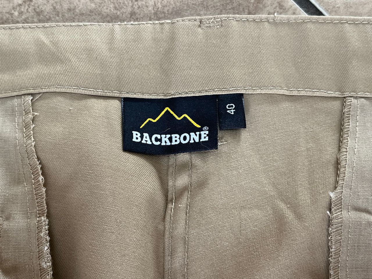 Backbone Khaki Cargo Shorts. 40 Waist---------------NWOT!