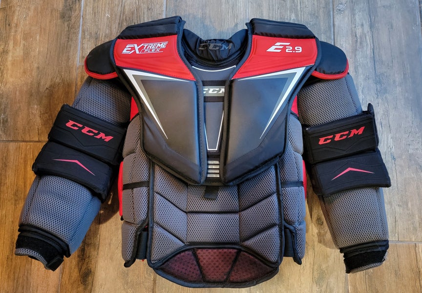 Used Large CCM Extreme Flex Shield E2.9 Goalie Chest Protector