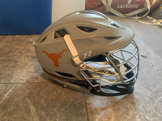 Texas Longhorns Cascade R Helmet