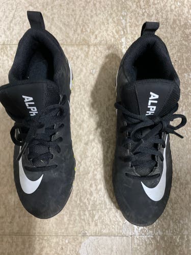 Black Unisex Molded Cleats Low Cut Alpha