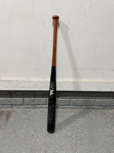 Youth Louisville Slugger wood bat
