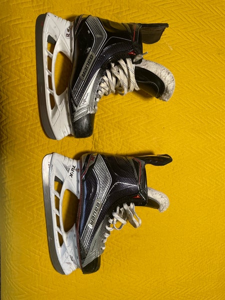 Pro stock Bauer hockey skates