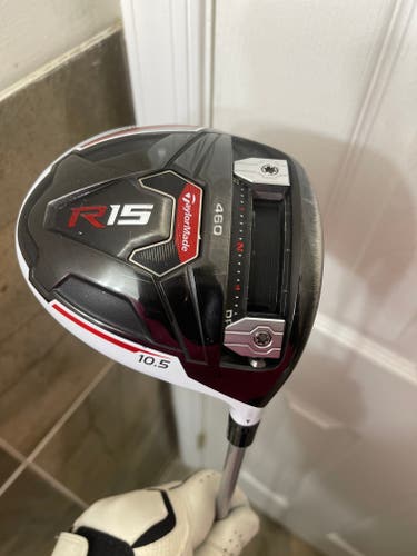 TaylorMade R15 Driver 10.5* Regular  Flex Right Handed