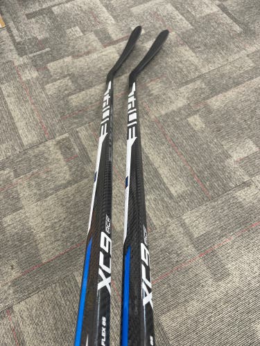 2-pack True XC9 ACF Hockey Stick | TC2.5 | 85 | RH