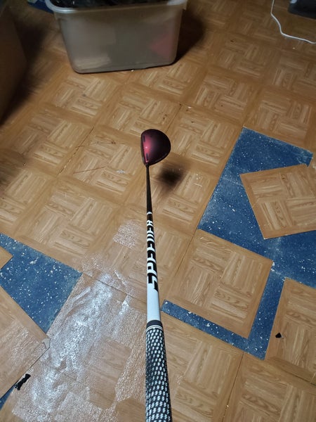 Used Men's Wilson Staff Right Handed C300 Driver Regular Flex 10.5 Loft