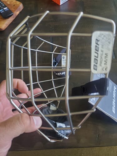 New Medium Bauer Profile III Facemask Full Cage