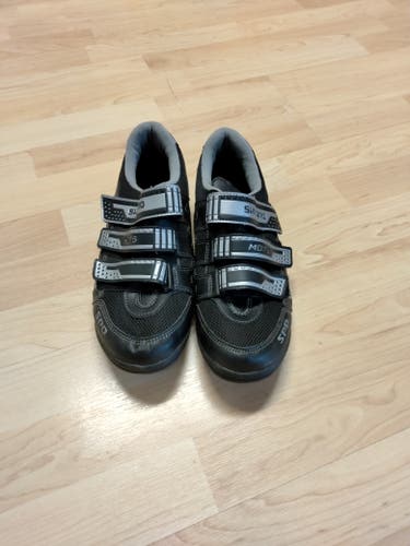 Used Men's Size 9.5 Shimano Bike Shoes