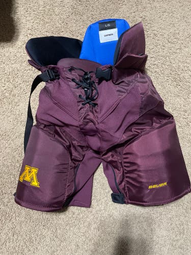 Used Minnesota golden gophers Bauer hockey breezers