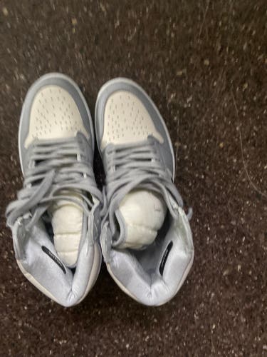 Men's Size 9.5 (Women's 10.5) Air Jordan 5 Shoes