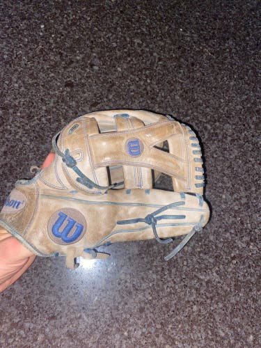 Outfield 12.75" A2000 YP66 Baseball Glove