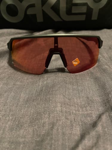 Oakley Sutro Lite