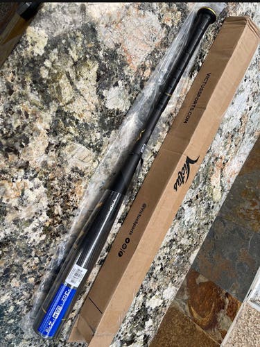 New 2022 Victus (-3) 30 oz 33" Vandal 2 Bat