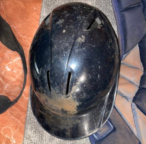 Under armor skull cap