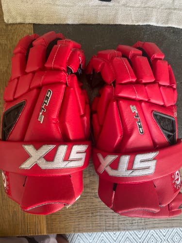 New Player's STX  Cell IV Lacrosse Gloves