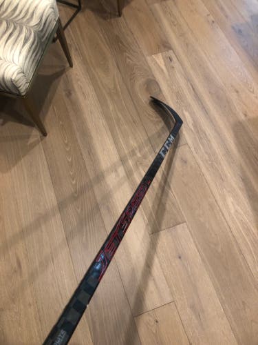 Senior Right Handed P29 JetSpeed FT3 Pro Hockey Stick