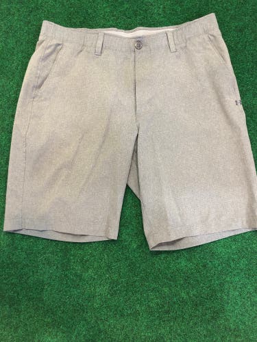 Gray Adult Size 36 Under Armour Shorts