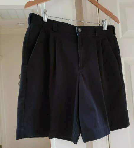 Liz Claiborne Women Black High Waist Pleated Walking Golf Shorts Size 12