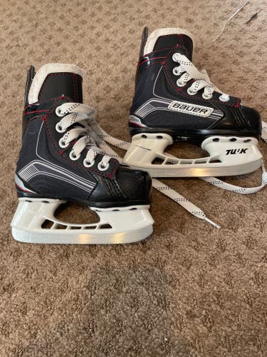 Bauer Vapor Youth 6R Skates