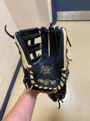 New Right Hand Throw Rawlings Outfield Heart of the Hide Baseball Glove 12.75"