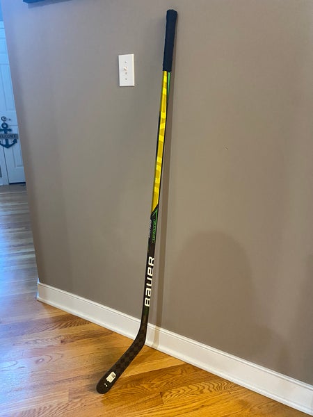 Bauer Supreme Ultrasonic Griptac Pattern P92 40 FLEX LIE 6 Junior Hockey Stick