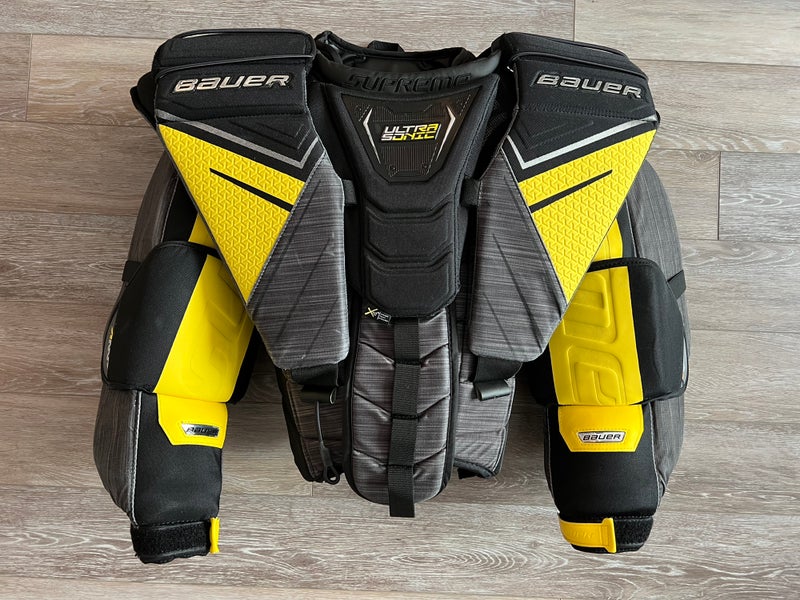 Bauer Supreme UltraSonic Goalie Chest Protector Senior Small