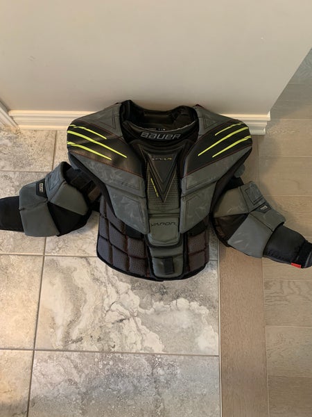 Used Small Bauer Hyperlite Goalie Chest Protector