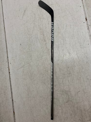 Senior Left Hand P88M Silver Pro Stock Supreme UltraSonic Hockey Stick