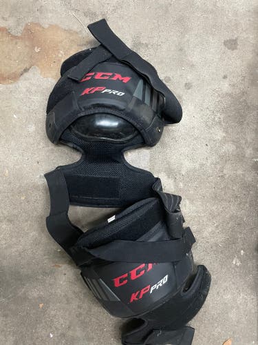 Used CCM Knee Guards